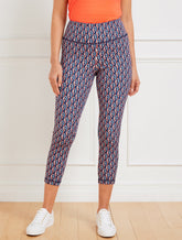 Performance Interlock Capri Leggings - Pinwheel Geo