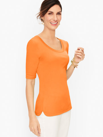 Scoop Neck Curved Hem Tee - Pima Solid