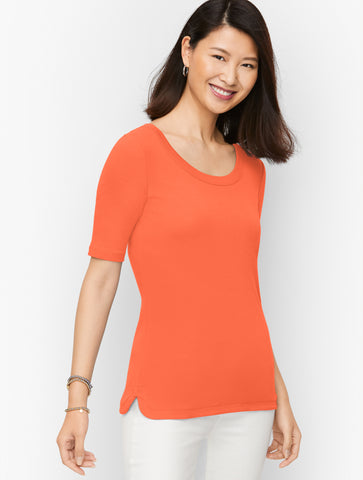 Scoop Neck Curved Hem Tee - Pima Solid