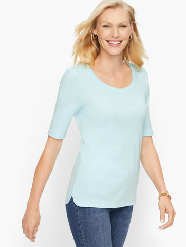 Scoop Neck Curved Hem Tee - Pima Solid