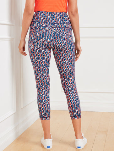 Performance Interlock Capri Leggings - Pinwheel Geo