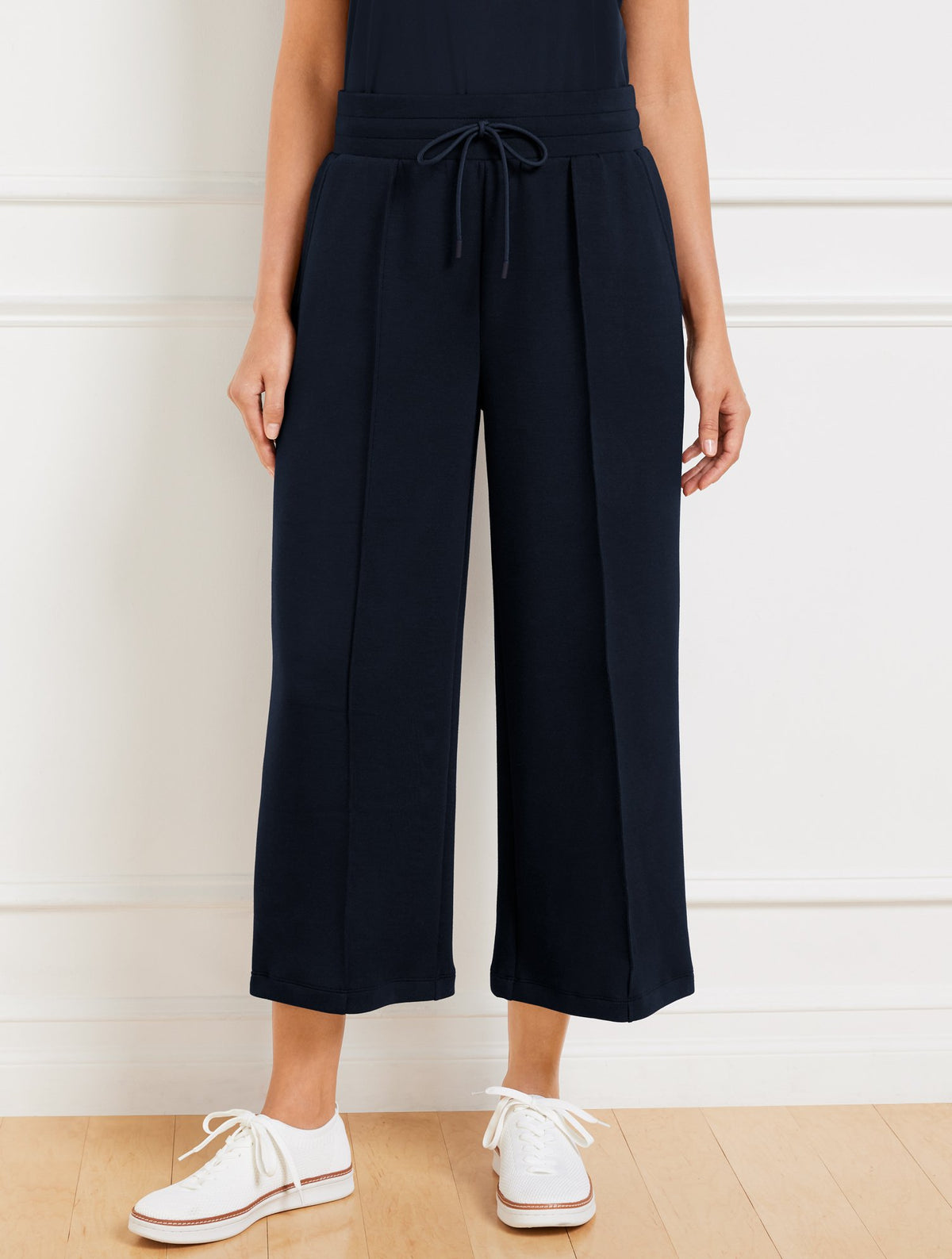 AirKnit Stretch Wide Crop Pants