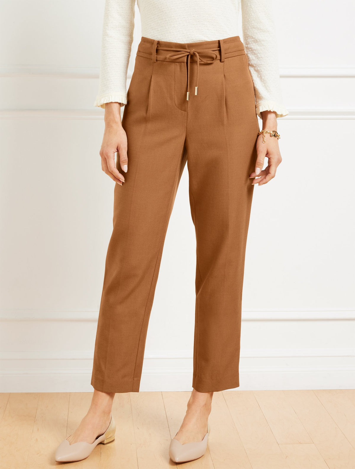 Tapered Ankle Pleated Pants